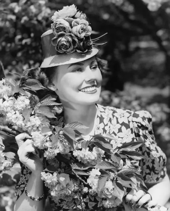 Framed Print : Woman posing at blooming bush (B&W) Framed Print : Woman posing at blooming bush (B&W)
