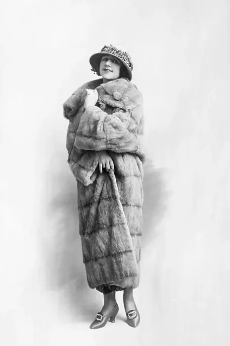 Framed Print : Woman Posing in Fur and Hat Framed Print : Woman Posing in Fur and Hat