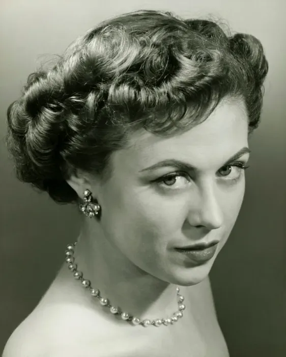 Framed Print : Woman posing in studio, (B&W), portrait Framed Print : Woman posing in studio, (B&W), portrait