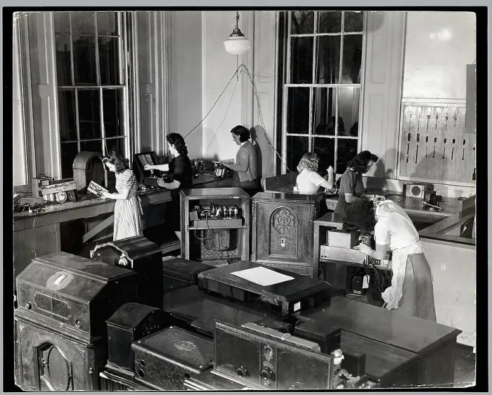Framed Print : Woman Repairing Radios For The Us Army Framed Print : Woman Repairing Radios For The Us Army