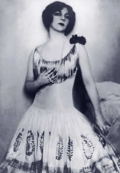 Framed Print : Woman wearing evening gown and pearls (B&W)