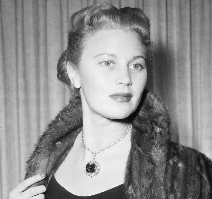 Framed Print : Woman Wearing the Hope Diamond Framed Print : Woman Wearing the Hope Diamond