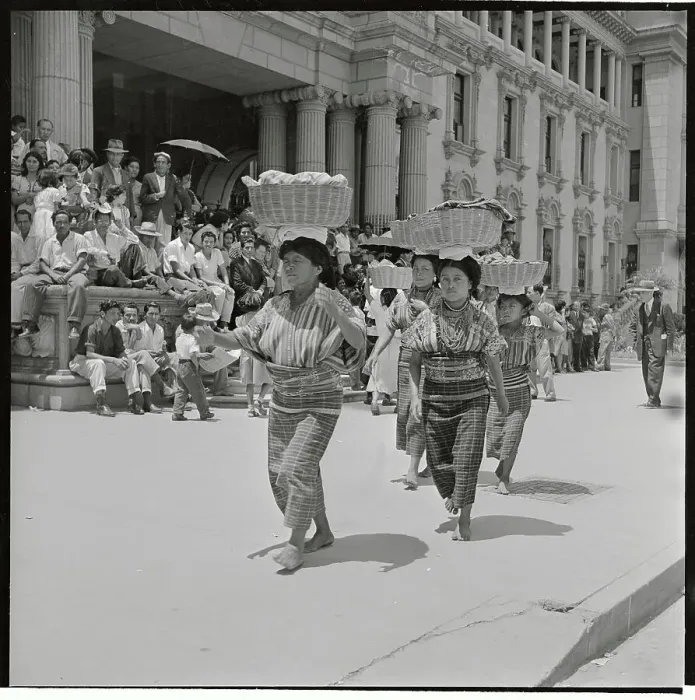 Framed Print : Women Carrying Baskets on Their Heads Framed Print : Women Carrying Baskets on Their Heads