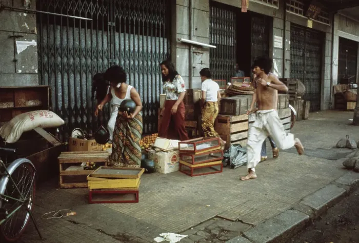 Framed Print : Women Gathering Food In Phnom Penh