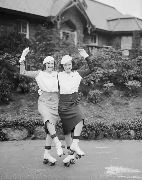 Framed Print : Women Posing in Roller Skates, Central Park Casino, New York City, New York State, USA. March 12, 1933 Framed Print : Women Posing in Roller Skates, Central Park Casino, New York City, New York State, USA. March 12, 1933