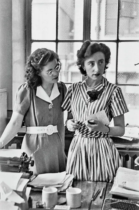 Framed Print : Women Reporters