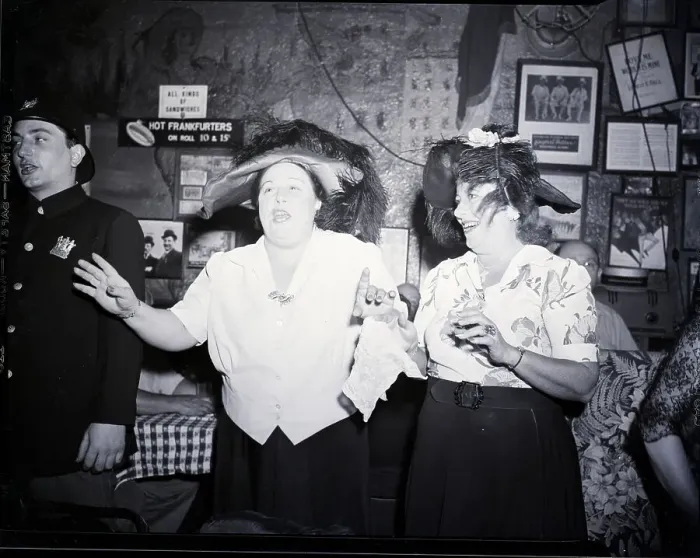 Framed Print : Women Singing At Sammy'S On The Bowery Framed Print : Women Singing At Sammy'S On The Bowery