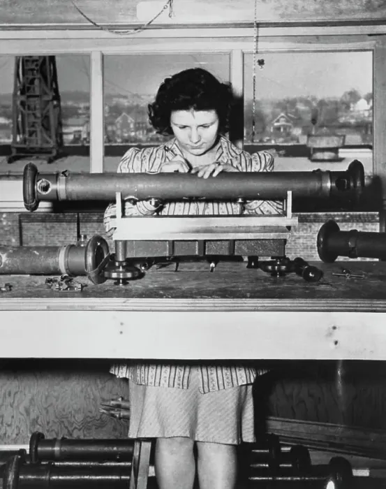 Framed Print : Women Working in Machine Shops to Aid War Effort Framed Print : Women Working in Machine Shops to Aid War Effort
