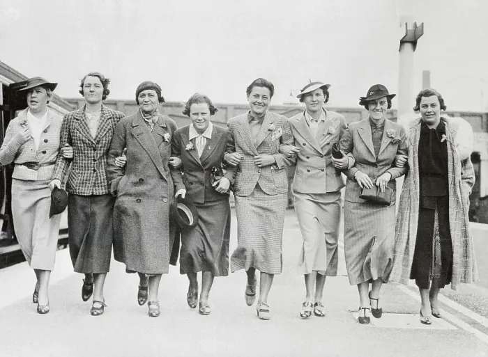 Framed Print : Women's Golf Team Framed Print : Women's Golf Team
