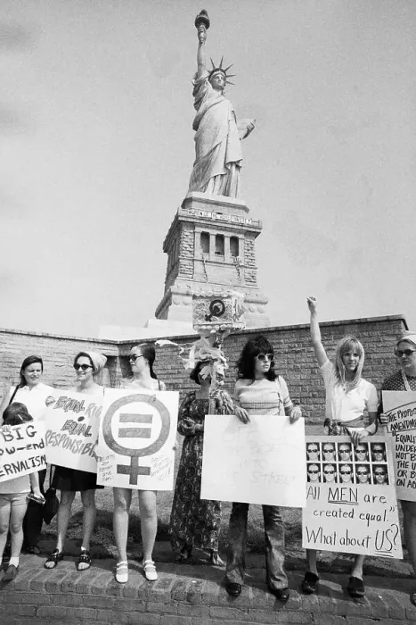 Framed Print : Women's Liberation Demonstration at Statue of Liberty Framed Print : Women's Liberation Demonstration at Statue of Liberty