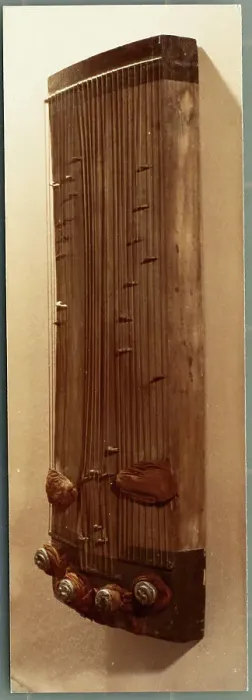 Framed Print : Wooden Se. (Original Caption). A Perfectly Preserved 2, 100 Year Old Tomb Found in China