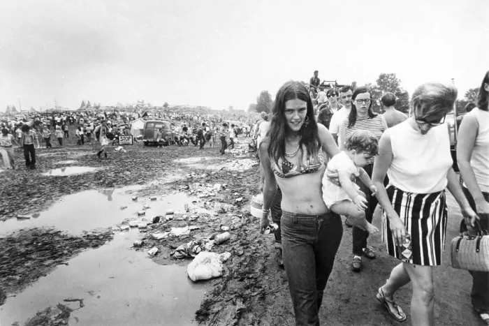 Framed Print : Woodstock Festival Goers Framed Print : Woodstock Festival Goers