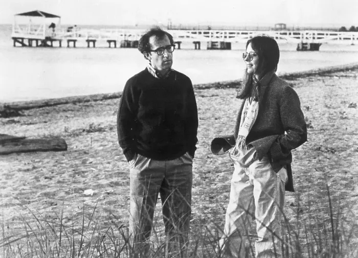 Framed Print : Woody Allen and Diane Keaton in Annie Hall Framed Print : Woody Allen and Diane Keaton in Annie Hall