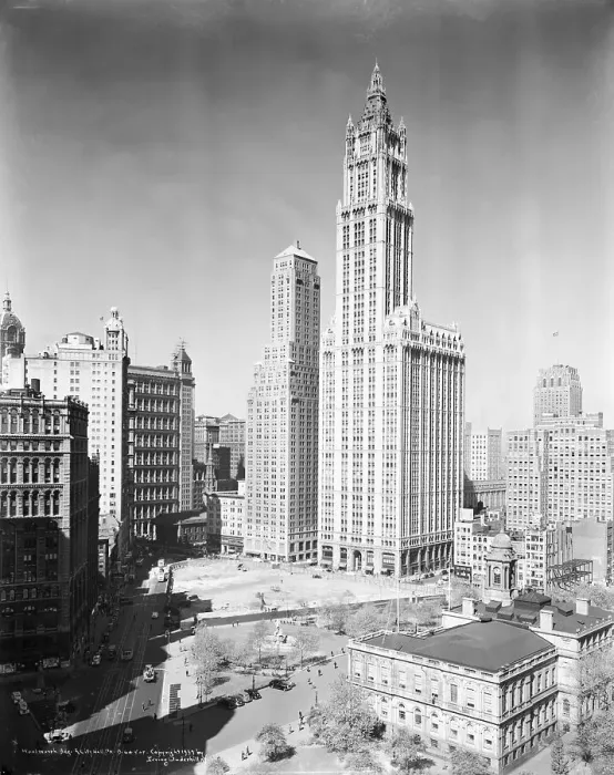 Framed Print : Woolworth Building and City Hall Park Framed Print : Woolworth Building and City Hall Park