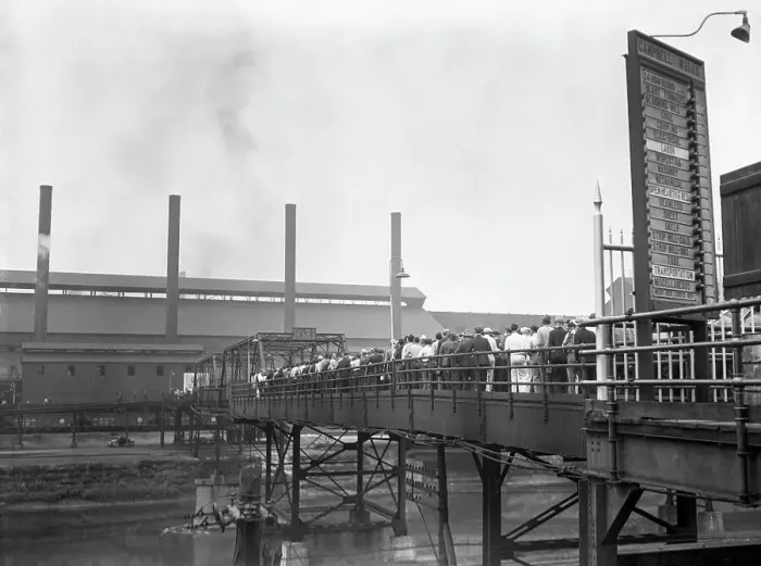 Framed Print : Workers Return to jobs at Steel Plant Framed Print : Workers Return to jobs at Steel Plant