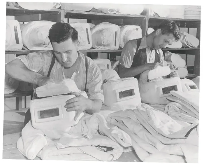 Framed Print : Workers Using Asbestos Cloth Framed Print : Workers Using Asbestos Cloth