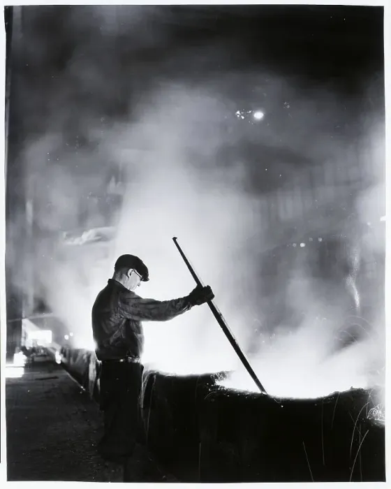 Framed Print : Workman Removes Scum From Top Of Ingot