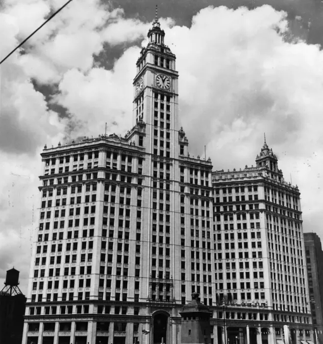 Framed Print : Wrigley Building