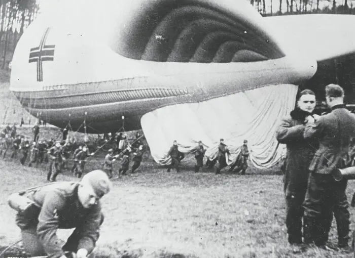 Framed Print : WWII Airship Framed Print : WWII Airship