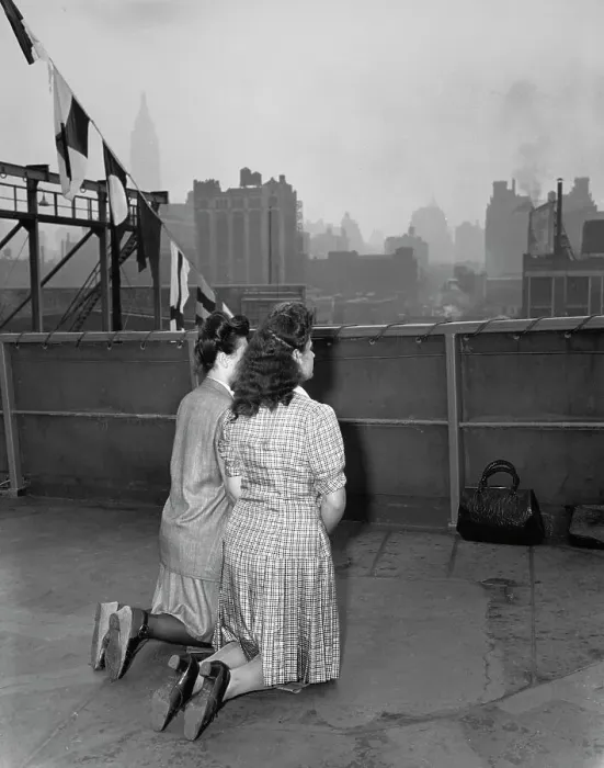 Framed Print : WWII Orphans Arrive in the US Framed Print : WWII Orphans Arrive in the US