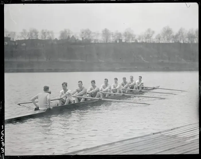 Framed Print : Yale Varsity Crew Team Practicing Framed Print : Yale Varsity Crew Team Practicing
