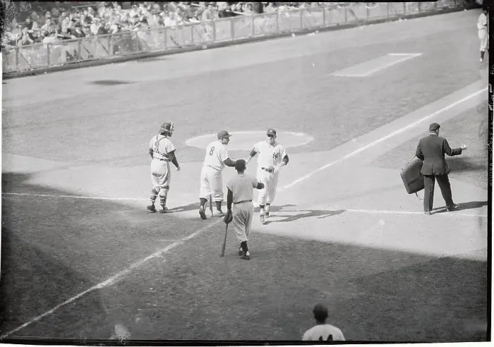 Framed Print : Yankee Mickey Mantle Hitting Home Run
