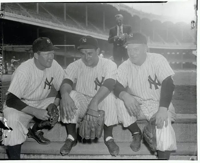 Framed Print : Yankees Conversing in Private Framed Print : Yankees Conversing in Private