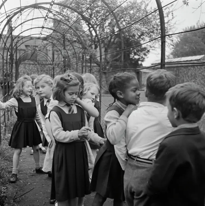 Framed Print : The Yanks In England, 1952 Framed Print : The Yanks In England, 1952