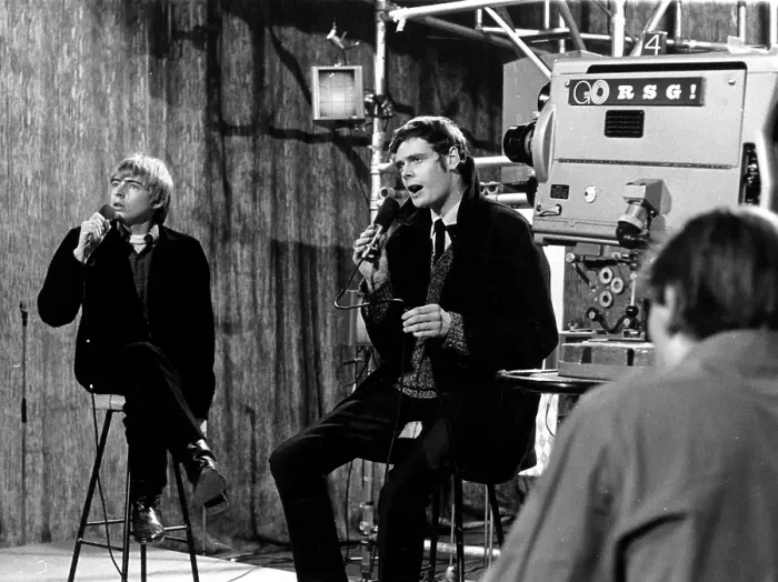 Framed Print : The Yardbirds On A TV Show Framed Print : The Yardbirds On A TV Show