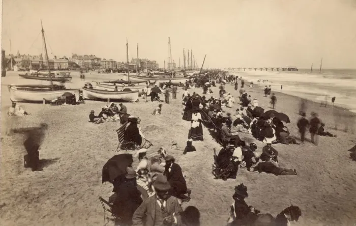 Framed Print : Yarmouth Sands Framed Print : Yarmouth Sands