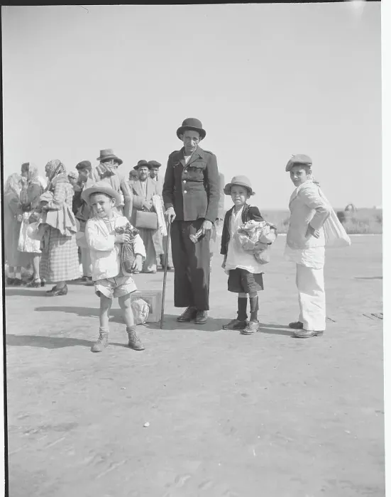 Framed Print : Yemenite Immigrants Arriving in Israel Framed Print : Yemenite Immigrants Arriving in Israel