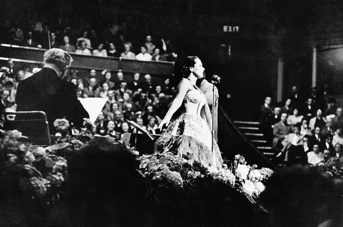 Framed Print : Yma Sumac. Peruvian soprano Yma Sumac (1922 - 2008) performs at the Royal Framed Print : Yma Sumac. Peruvian soprano Yma Sumac (1922 - 2008) performs at the Royal