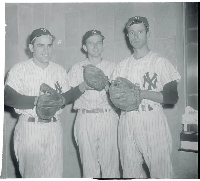 Framed Print : Yogi Berra with Players Framed Print : Yogi Berra with Players