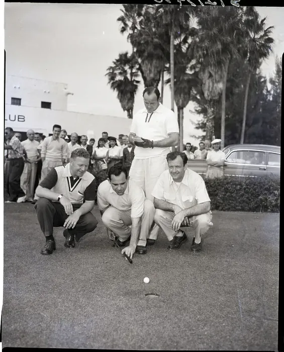 Framed Print : Yogi Berra Using Putter Like Pool Cue Framed Print : Yogi Berra Using Putter Like Pool Cue