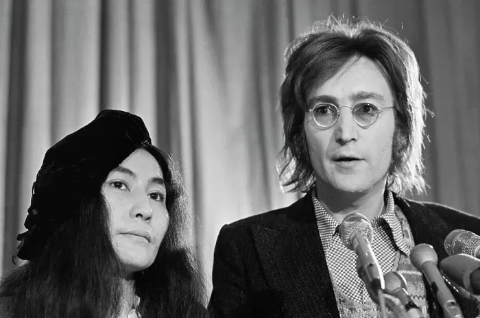 Framed Print : Yoko Ono and John Lennon at Press Conference Framed Print : Yoko Ono and John Lennon at Press Conference