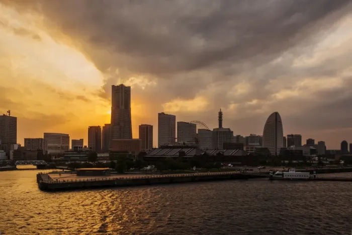 Framed Print : Yokohama skyline at sunset, Japan Framed Print : Yokohama skyline at sunset, Japan