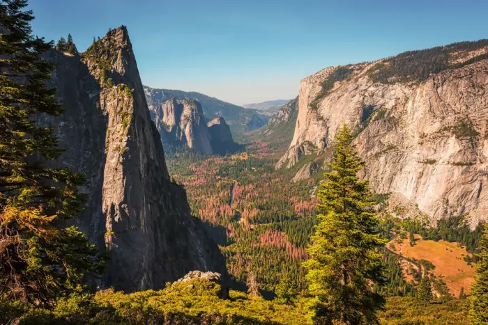 Framed Print : Yosemite Valley Framed Print : Yosemite Valley