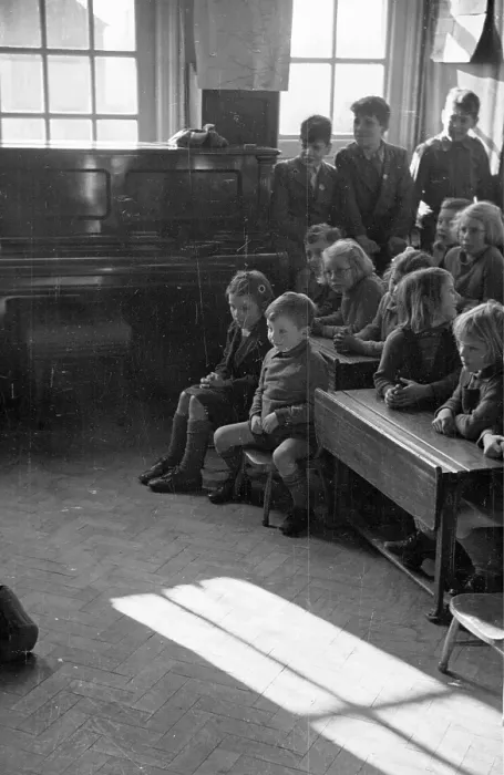 Framed Print : Young Audience Framed Print : Young Audience