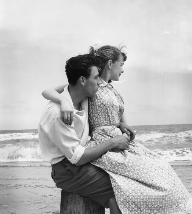 Framed Print : Young Couple Framed Print : Young Couple