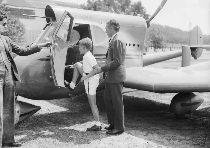 Framed Print : Young Gore Vidal Proves Fool-Proof Plane Really Fool-Proof Framed Print : Young Gore Vidal Proves Fool-Proof Plane Really Fool-Proof