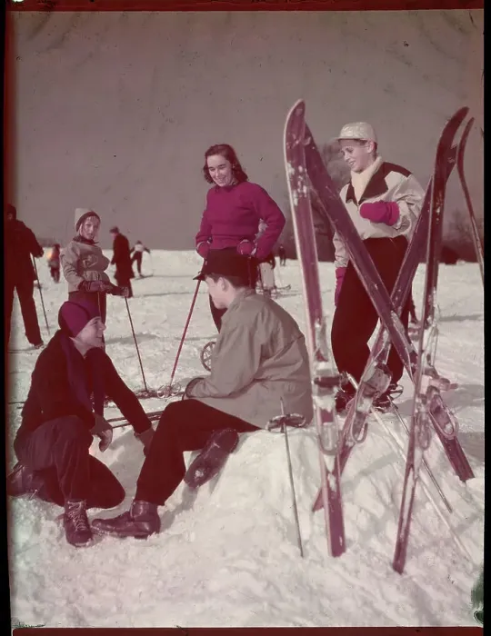 Framed Print : Young Skiers in Central Park