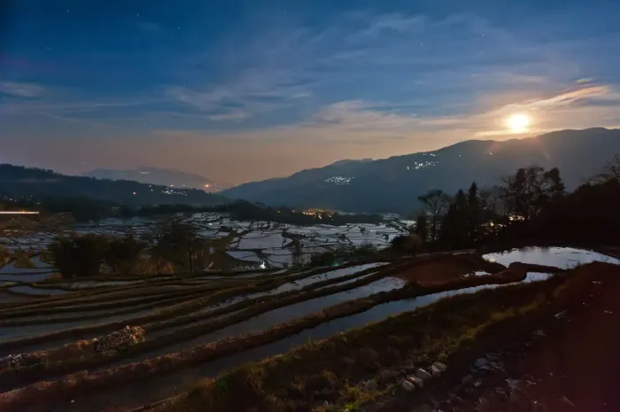 Framed Print : Yuanyang rice terrace, Yunnan, China Framed Print : Yuanyang rice terrace, Yunnan, China