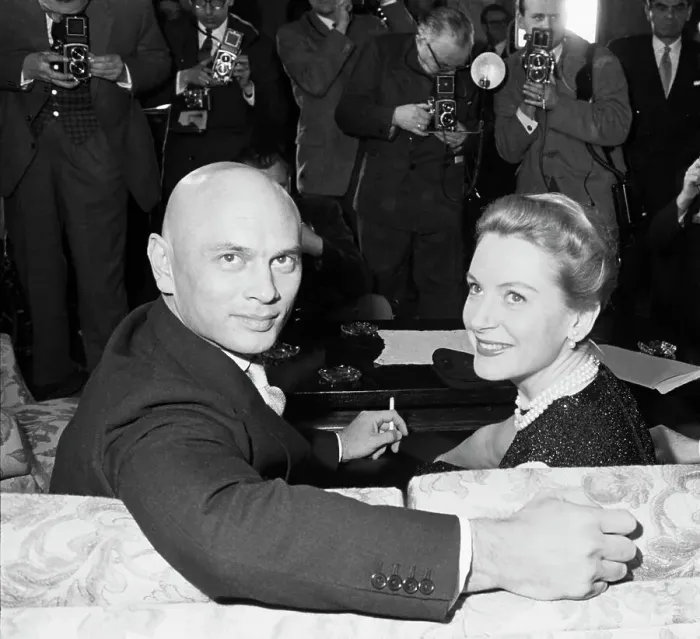 Framed Print : Yul Brynner and Deborah Kerr Smiling Framed Print : Yul Brynner and Deborah Kerr Smiling