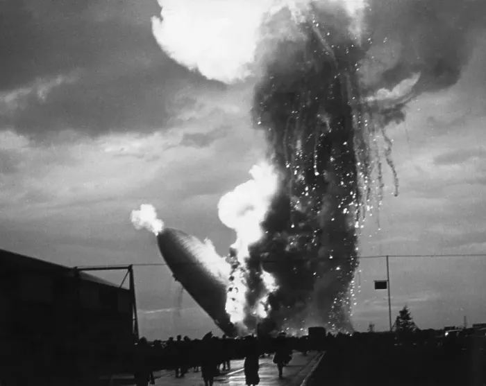 Framed Print : Zeppelin Hindenburg Burning in Lakehurst Framed Print : Zeppelin Hindenburg Burning in Lakehurst