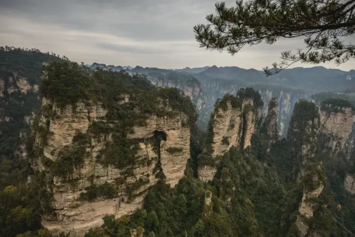 Framed Print : Zhangjiajie peak cliffs Framed Print : Zhangjiajie peak cliffs