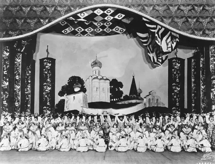 Framed Print : Ziegfeld Follies Production on Stage Framed Print : Ziegfeld Follies Production on Stage