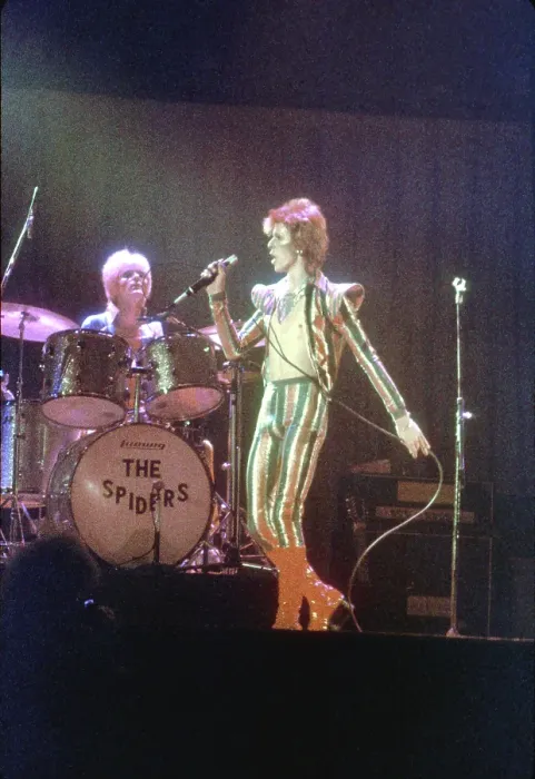 Framed Print : Ziggy Stardust Era Bowie In LA Framed Print : Ziggy Stardust Era Bowie In LA