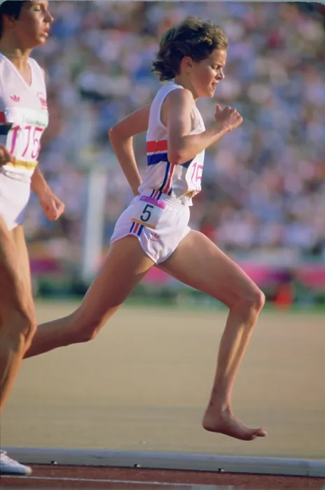Framed Print : Zola Budd in 3, 000-meter final Framed Print : Zola Budd in 3, 000-meter final