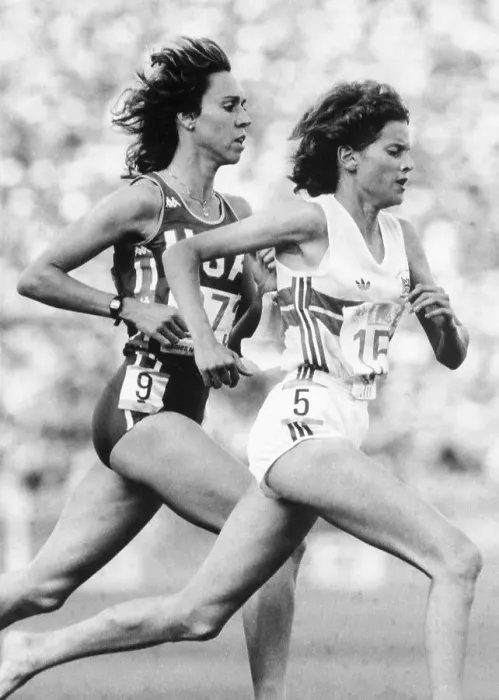 Framed Print : Zola Budd Leads America's Mary Decker