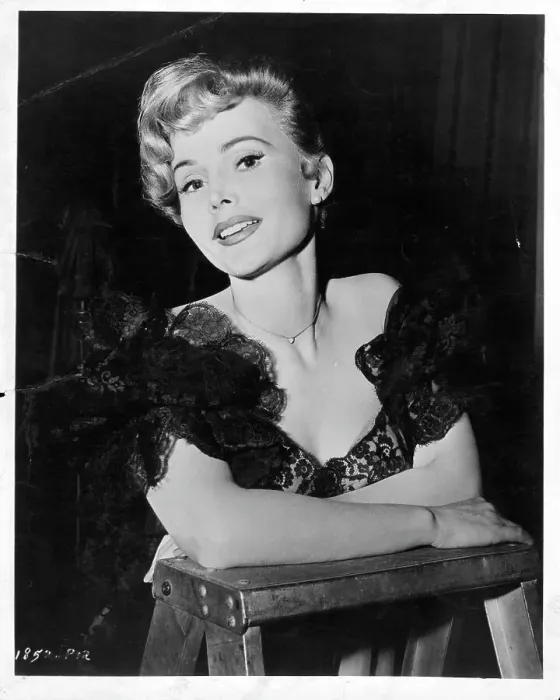 Framed Print : Zsa Zsa Gabor In The Girl In The Kremlin Framed Print : Zsa Zsa Gabor In The Girl In The Kremlin